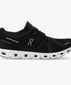 ON Running M's Cloud 5 -Black/White Footwear
