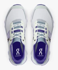 ON Running W's Cloud Vista - Frost/Mineral WOMENS