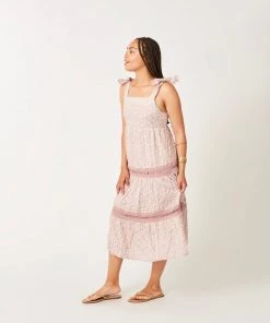 Vamosoutdoors WOMENS W's Kiera Dress- Fawn Kodiak