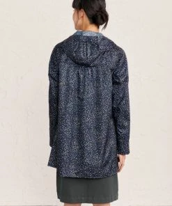 Vamosoutdoors WOMENS The Pack It Jacket