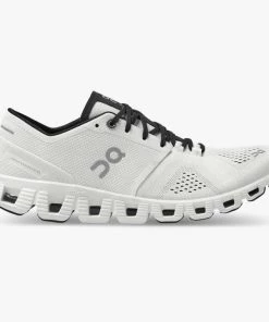 ON Running Footwear W's Cloud X - White/Black