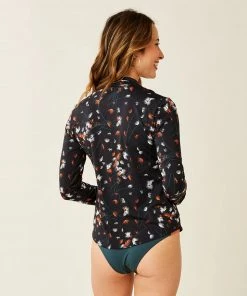 Carve Lake Sunshirt - Feather Floral WOMENS